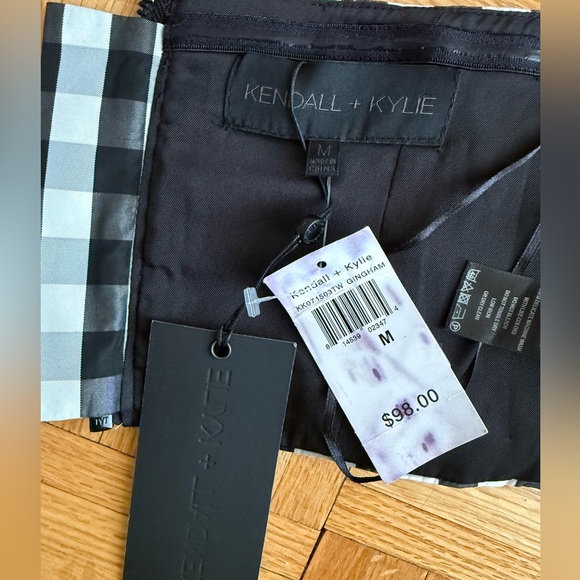 Kendall + Kylie bow crop top - Picture 3 of 3